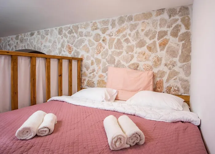 Traditional Loft Casa Di Vini *