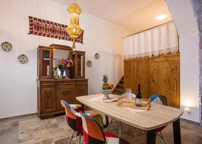 Traditional Loft Casa Di Vini 度假居