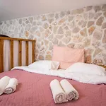 Traditional Loft Casa Di Vini *