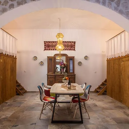 Traditional Loft Casa Di Vini Tatil Evi
