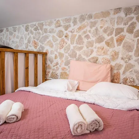 Traditional Loft Casa Di Vini *