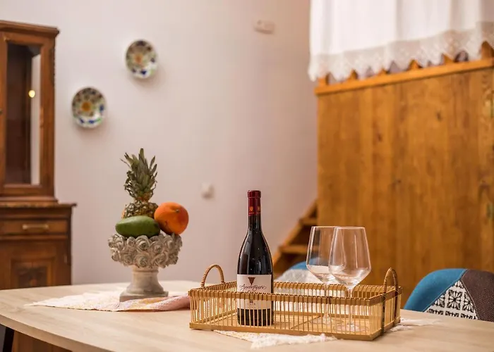 Traditional Loft Casa Di Vini קאליתיאס