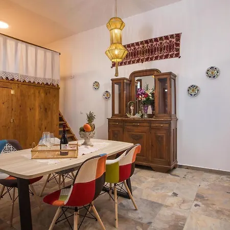 Traditional Loft Casa Di Vini